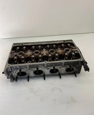 Volkswagen Golf V Engine head 03C103358F BLF