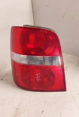 Volkswagen Touran I Rear/tail lights