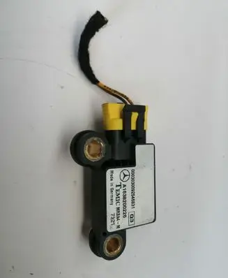 Mercedes-Benz ML W163 Airbag deployment crash/impact sensor A1638200226
