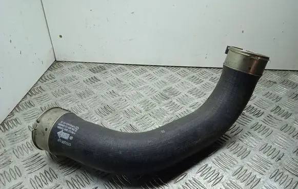Mercedes-Benz GLE (W166 - C292) Intercooler hose/pipe A1665200200