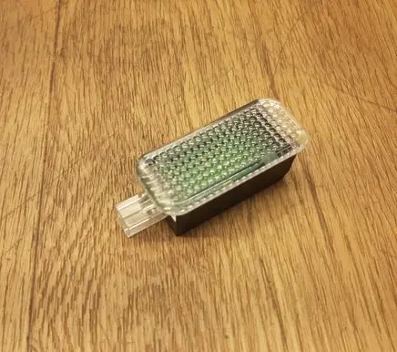 Porsche Macan (95B) Glove box light 4E0947415
