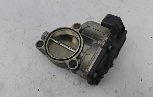 BMW i3 Throttle valve 7618838