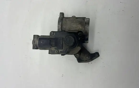 Volkswagen Caddy EGR valve 03G129637A 03G131502