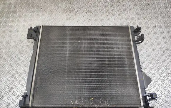 Nissan Qashqai Coolant radiator RM2101 214104EA1A T962871
