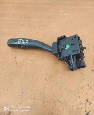 KIA Carens II Indicator stalk 202004729