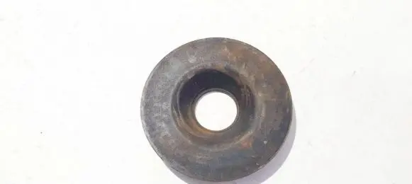 Mercedes-Benz E W211 Front coil spring rubber mount 