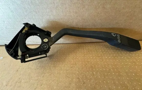Volkswagen Transporter - Caravelle T4 Wiper switch 