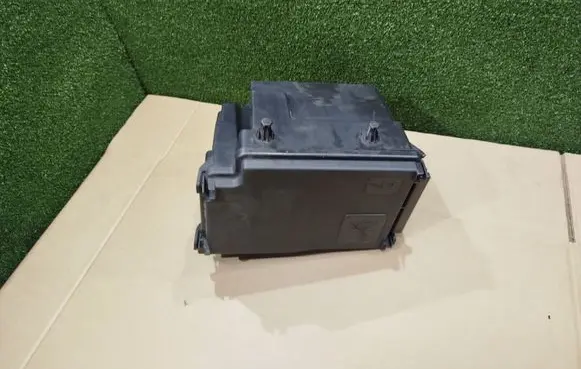 Renault Trafic III (X82) Fuse box set 243503708R 93452999