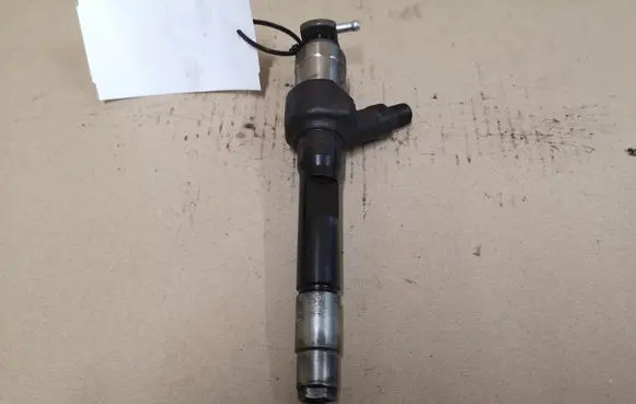 Mazda 6 Fuel injector R2AA 13H50