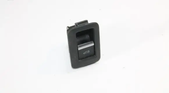 Audi A4 S4 B9 8W Tailgate/boot open switch button 4M0959831A