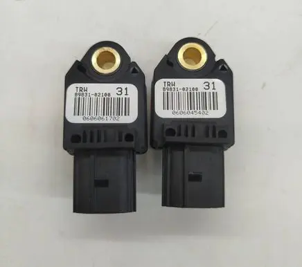 Toyota Verso Airbag deployment crash/impact sensor 8983102100