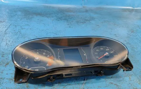 Jeep Compass Dashboard 5UT89DX9AI