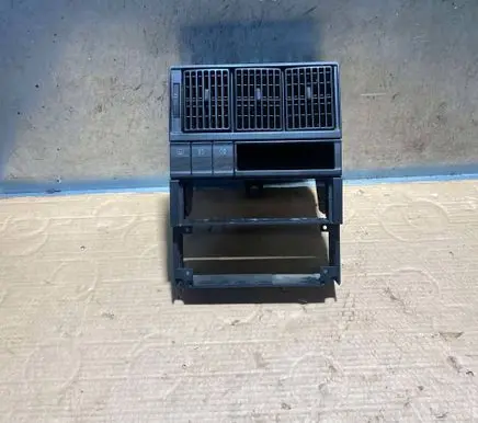 Audi 80 90 B3 Center console 893857183