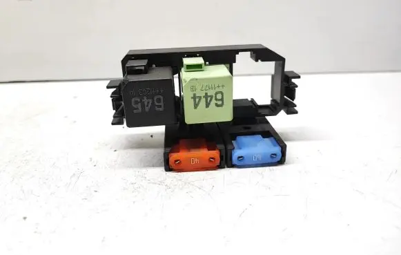 Audi A6 S6 C7 4G Fuse module 8A0937530