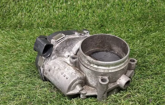 Audi Q5 SQ5 Throttle valve 06E133062C A2C53103765