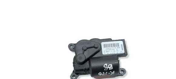 Volkswagen PASSAT B8 Air flap motor/actuator 5Q0907511A