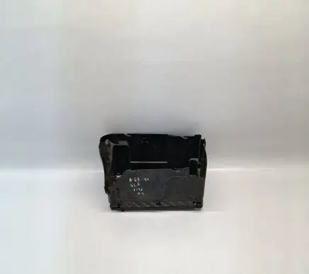 Battery box tray