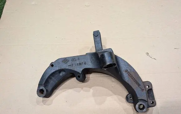 Renault Master III Gearbox mounting bracket 112333988R