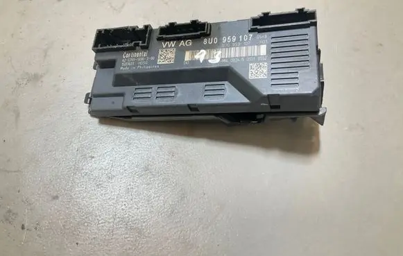 Tailgate/trunk control unit/module