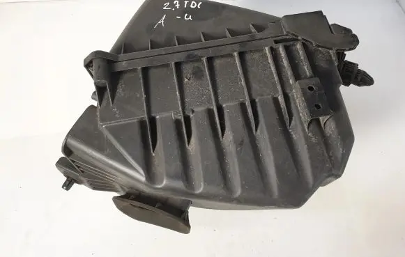 Audi A4 S4 B7 8E 8H Air filter box 059133835G