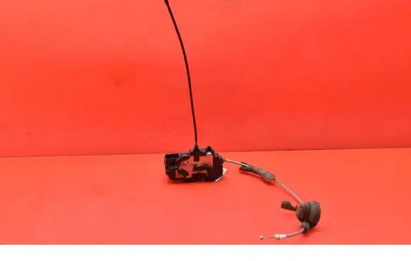 Nissan Qashqai Rear door lock 