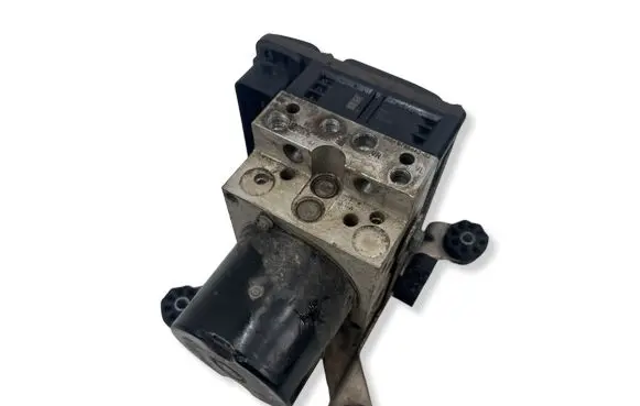 BMW 7 F01 F02 F03 F04 ABS Pump 6795069