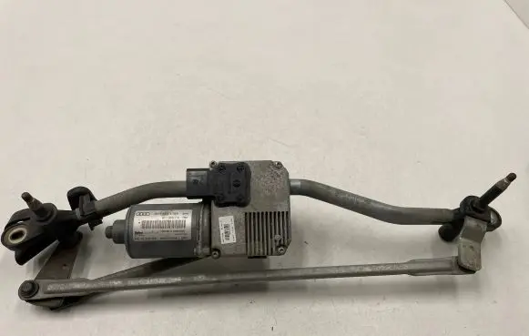 Audi A4 S4 B8 8K Front wiper linkage and motor 8K1955119A 405116 8T1955119