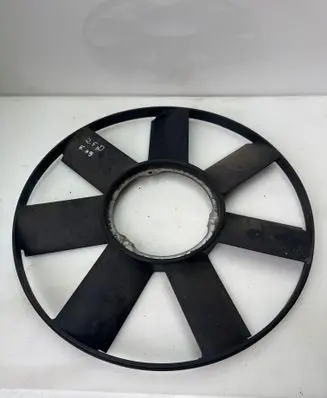 BMW 5 E39 Fan impeller 2243303