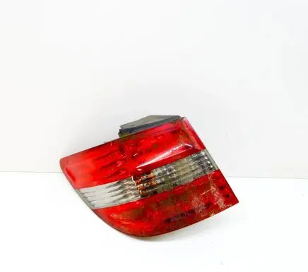 Mercedes-Benz B W245 Rear/tail lights A1698202364