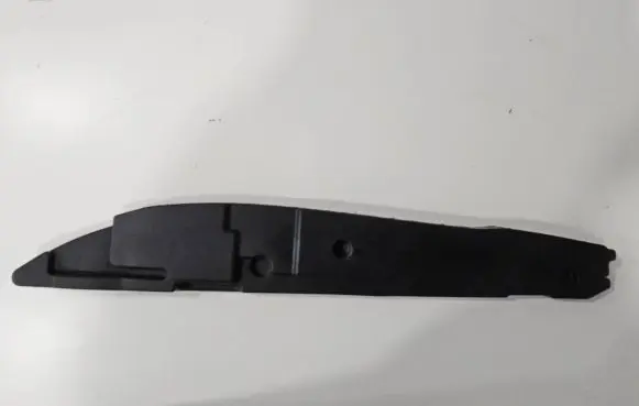 Maserati Levante Fender foam support/seal 670033522