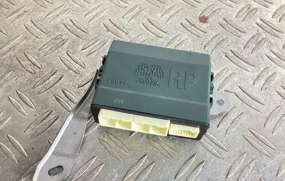 Lexus GS 250 350 300H 450H Door control unit/module 8922230240 1233007301