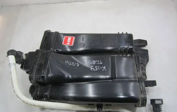 Active carbon filter fuel vapour canister