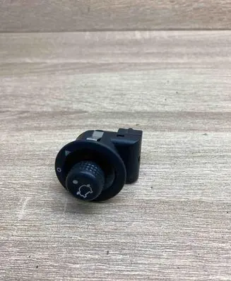 Ford Focus Wing mirror switch 93BG17B676BA 03L0A