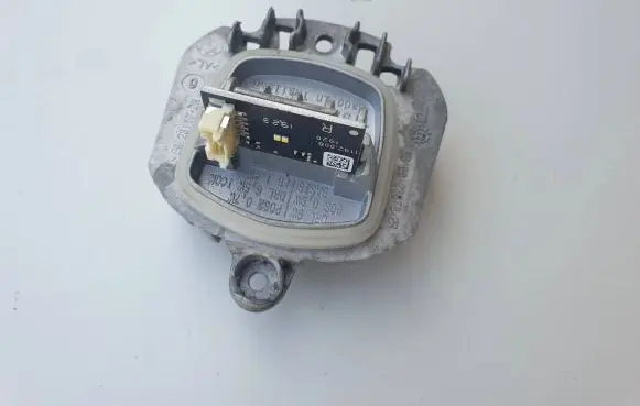 BMW M3 G80 LED ballast control module E9230722R