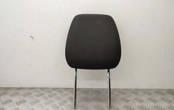 Ford Focus Front seat headrest 