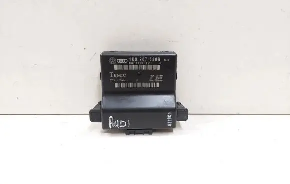 Audi A3 S3 8P Gateway control module 1K0907530B 1K0907951