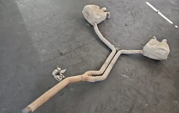 Muffler/silencer