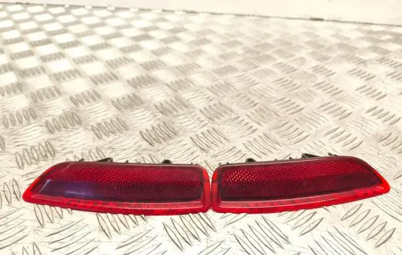 Opel Astra H Rear tail light reflector 342691834 13158075 13158074