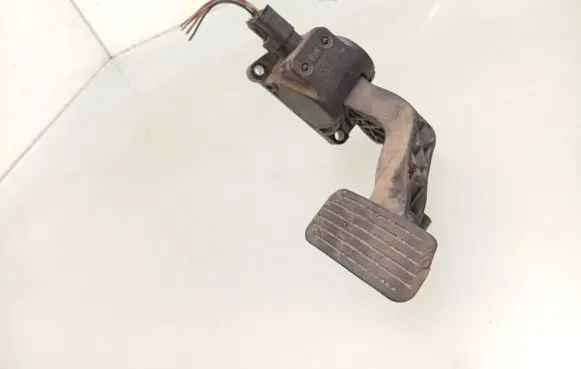 Citroen Xsara Picasso Accelerator throttle pedal 9653105980