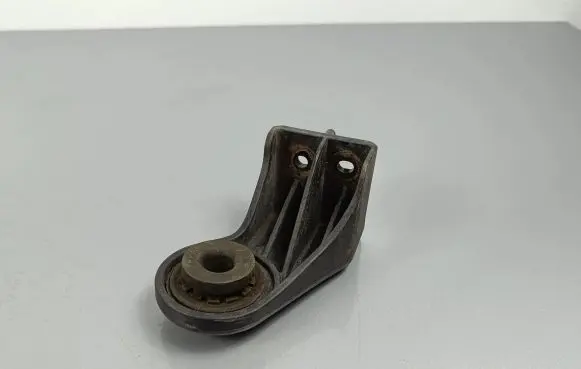KIA Sorento Radiator mount bracket