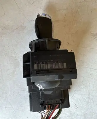 Mercedes-Benz Sprinter W906 Ignition lock A9069004100 3300302200 1806128