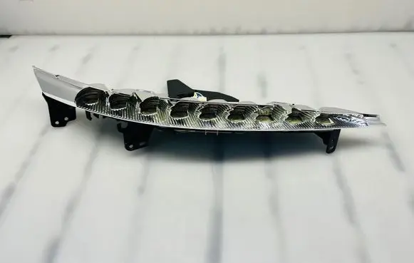 Lexus CT 200H Headlight part 1004979698