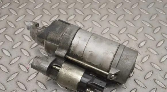 Audi A6 S6 C7 4G Starter motor 4280008046 059911024P