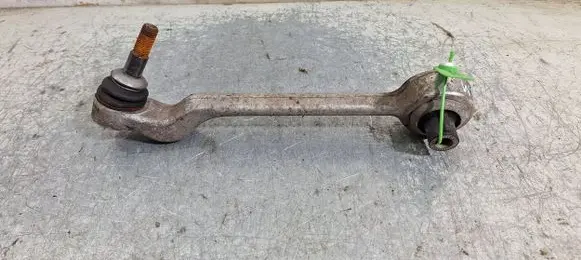 BMW 1 E81 E87 Front upper control arm/wishbone 6763700R
