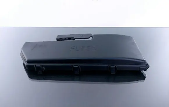 Fuse box cover