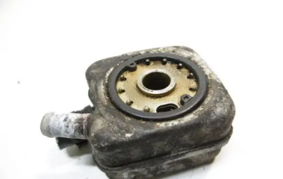 Engine oil radiator