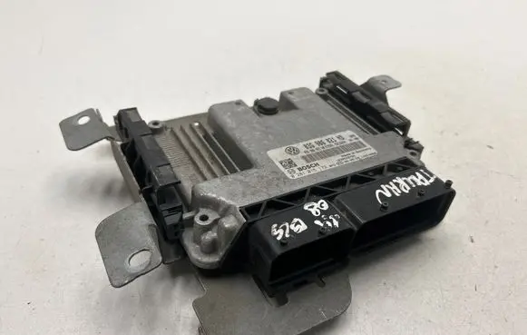 Volkswagen Touran I Engine control unit/module 03G906021ND 03G906021AB 0281015172