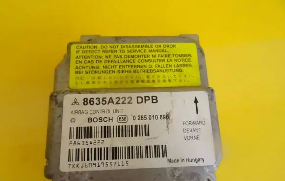 Mitsubishi Colt Airbag control unit/module 8635A222DPB