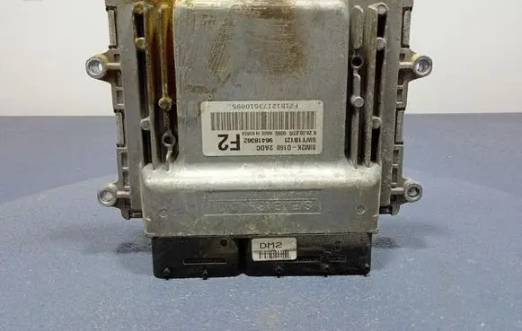 Chevrolet Epica Engine control unit/module ECU 96418362