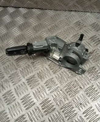 Opel Astra H Ignition lock 23414N115B